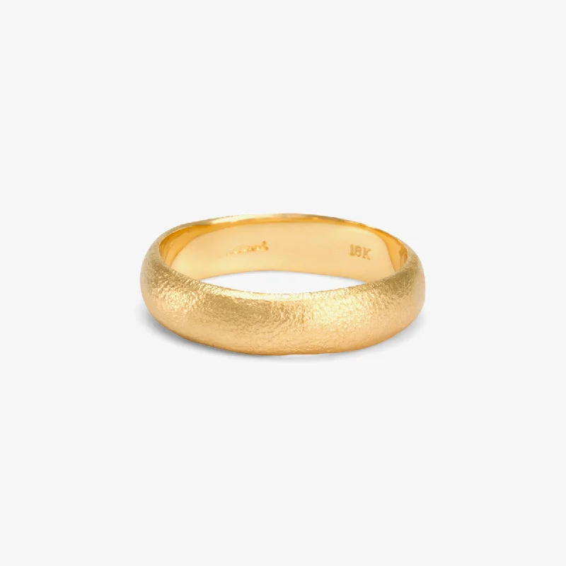 Premium Diamond Jewelry For Unforgettable Moments MR0113 | 4.8mm Rough Rounded Band