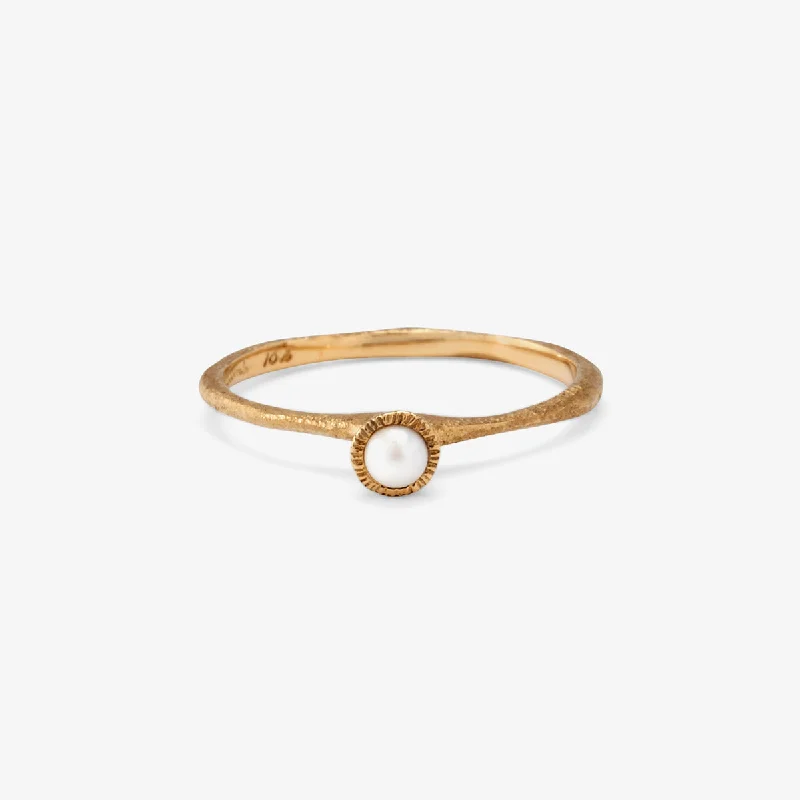 Premium Jewelry At Special Low Prices For A Limited Time R2607P | Pearl Raised Circle Solitaire Ring