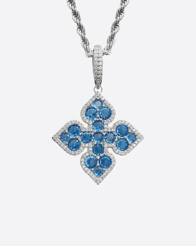 The Perfect Jewelry Piece At The Perfect Price MOISSANITE BLUE CLOVER PENDANT. - WHITE GOLD
